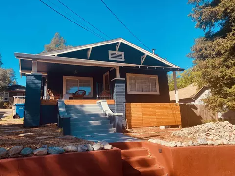 1176 Willis St, Redding, CA 96001