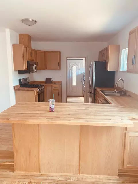 1176 Willis St, Redding, CA 96001 photo 4