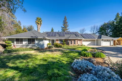 2350 Calle Seca Ct, Redding, CA 96002 photo 5