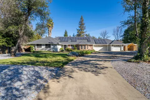 2350 Calle Seca Ct, Redding, CA 96002 photo 3