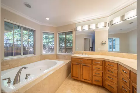 2350 Calle Seca Ct, Redding, CA 96002 photo 32