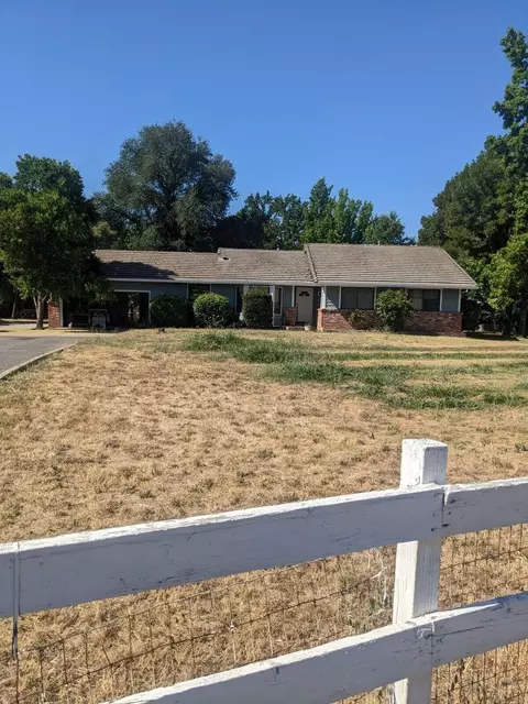 10662 Swede Creek Rd, Palo Cedro, CA 96073