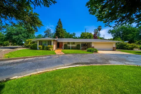 3150 Forest Hills Dr, Redding, CA 96002