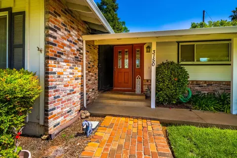 3150 Forest Hills Dr, Redding, CA 96002 photo 6