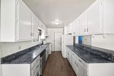 17294 Lassen Ave, Anderson, CA 96007 photo 2