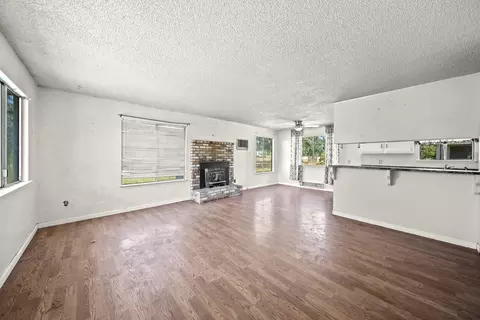 17294 Lassen Ave, Anderson, CA 96007 photo 4
