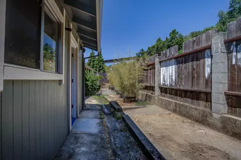 1896 Del Mar Ave, Redding, CA 96003 photo 26