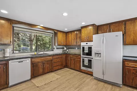 720 Pioneer Ct, Redding, CA 96001 photo 12