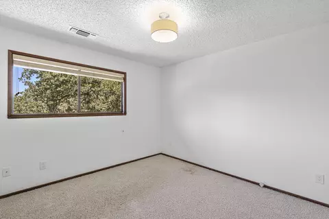 720 Pioneer Ct, Redding, CA 96001 photo 13