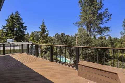 720 Pioneer Ct, Redding, CA 96001 photo 25