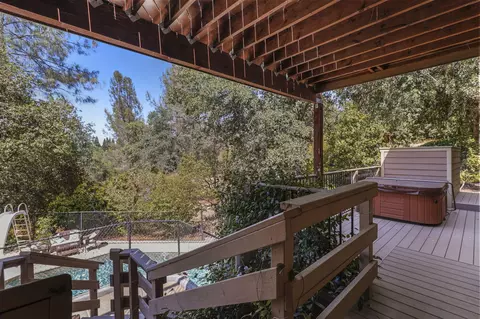 720 Pioneer Ct, Redding, CA 96001 photo 26