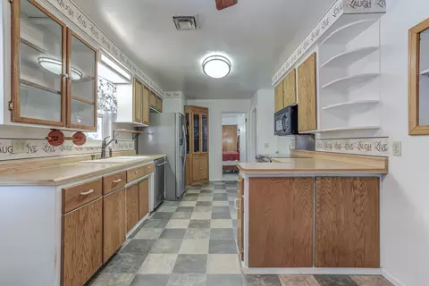 2086 Westwood Ave, Redding, CA 96001 photo 10