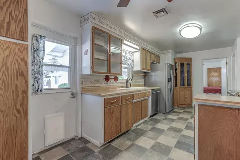 2086 Westwood Ave, Redding, CA 96001 photo 11