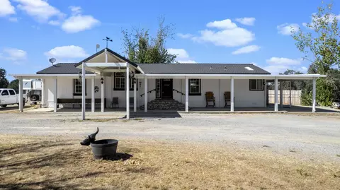 20538 Lynn Hart Dr, Anderson, CA 96007