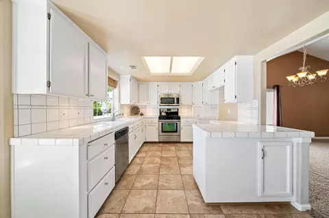 2763 Blue Bell Dr, Redding, CA 96001 photo 9