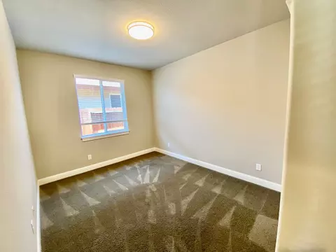 2839 Calaveras Ct, Redding, CA 96002 photo 12