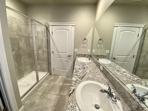 2839 Calaveras Ct, Redding, CA 96002 photo 5