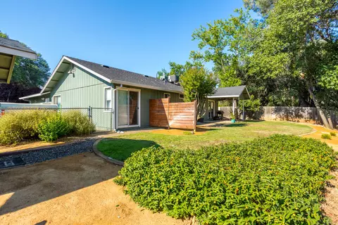 1978 Breckenwood Dr, Redding, CA 96002 photo 18