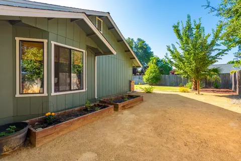 1978 Breckenwood Dr, Redding, CA 96002 photo 19