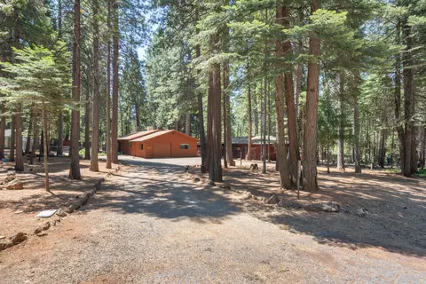 30561 Figaro Dr, Shingletown, CA 96088 photo 2