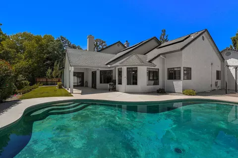 2276 Hope, Redding, CA 96003