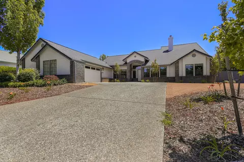 2276 Hope, Redding, CA 96003 photo 63
