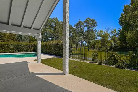 2276 Hope, Redding, CA 96003 photo 7