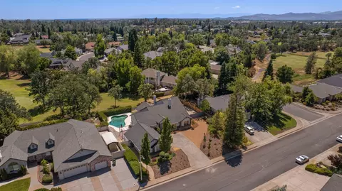 2276 Hope, Redding, CA 96003 photo 74