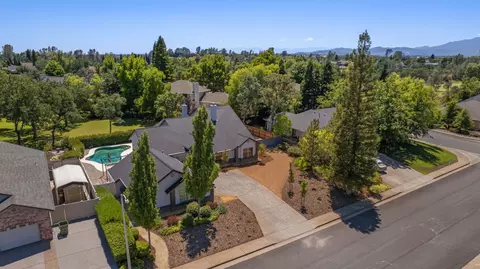 2276 Hope, Redding, CA 96003 photo 73
