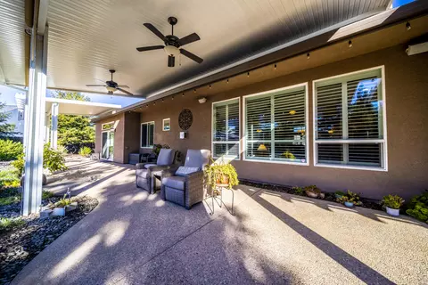 2771 Eel Dr, Redding, CA 96002 photo 38