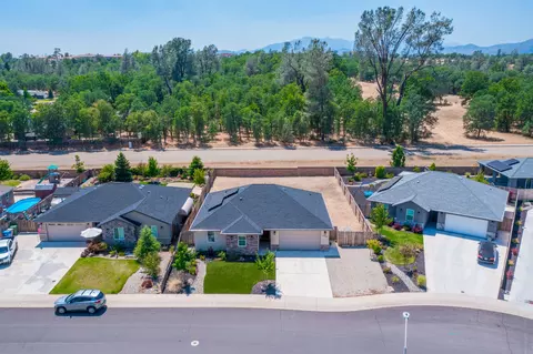 1366 Bonhurst Dr, Redding, CA 96003 photo 33