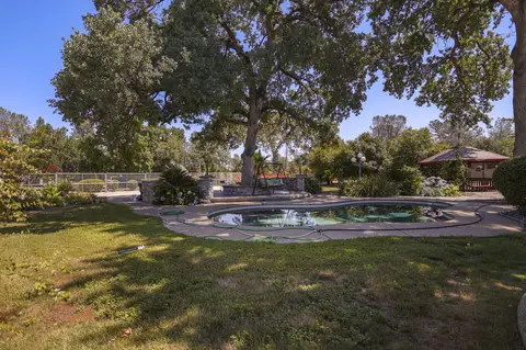 1889 Whaley Rd, Redding, CA 96003 photo 21