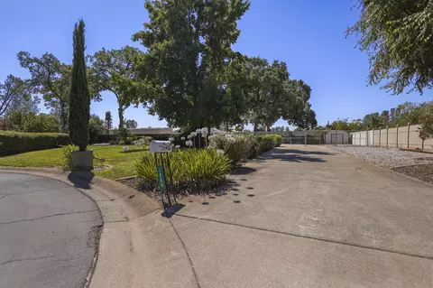 1889 Whaley Rd, Redding, CA 96003 photo 9