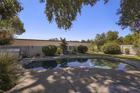 1889 Whaley Rd, Redding, CA 96003 photo 2