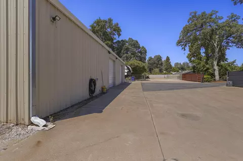 1889 Whaley Rd, Redding, CA 96003 photo 12