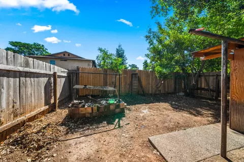 3123 Churn Crk Rd, Redding, CA 96002 photo 16