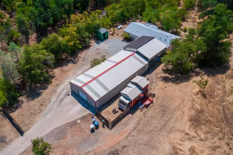 3770 Railroad Ave, Redding, CA 96001