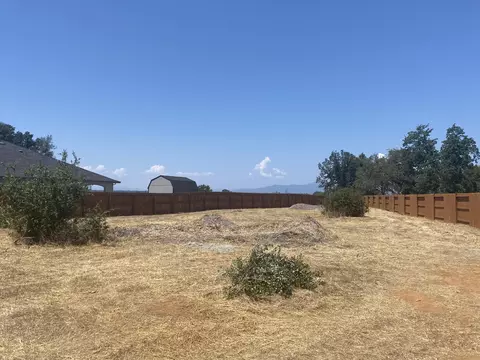 7406 Caballo Way, Redding, CA 96002 photo 8