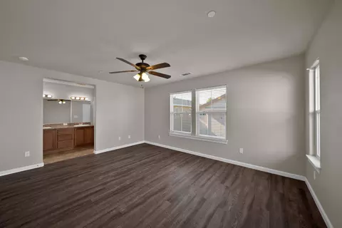 2389 La Villa Way, Redding, CA 96003 photo 17