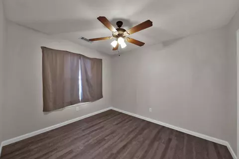 2389 La Villa Way, Redding, CA 96003 photo 5