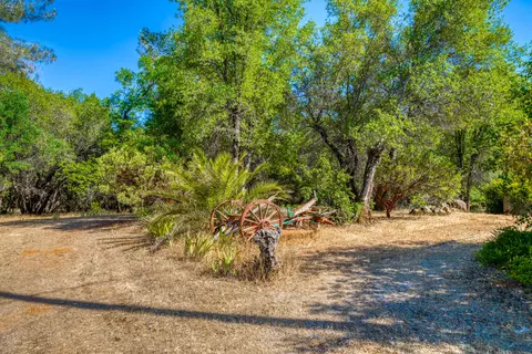 19295 Union School Rd, Redding, CA 96003 photo 32