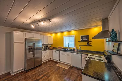 5881 Reno Ln, Redding, CA 96001 photo 12