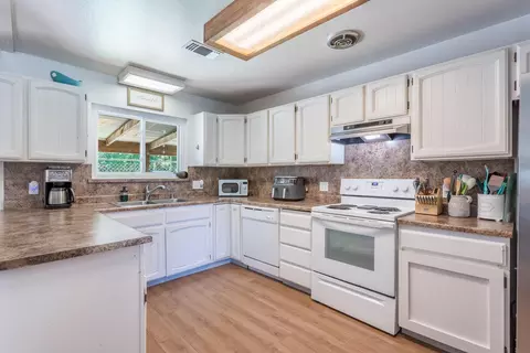 3887 Westgate Ave, Redding, CA 96001 photo 17