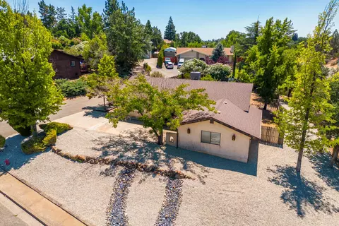 3887 Westgate Ave, Redding, CA 96001 photo 9