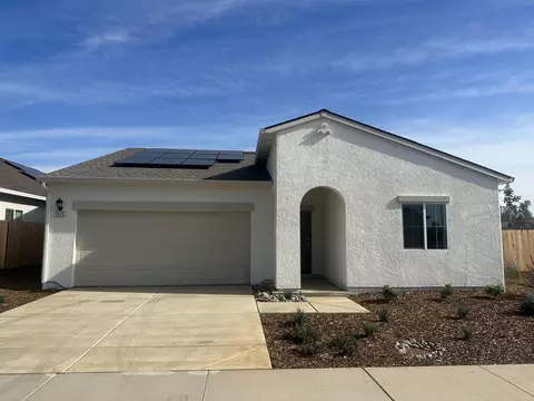 5025 Monaco Pkwy, Redding, CA 96002