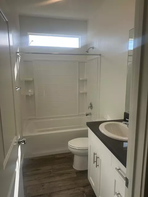 5025 Monaco Pkwy, Redding, CA 96002 photo 9