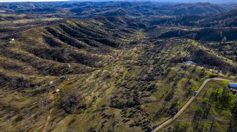 256 Yolla Bolly Rd, Igo, CA 96047