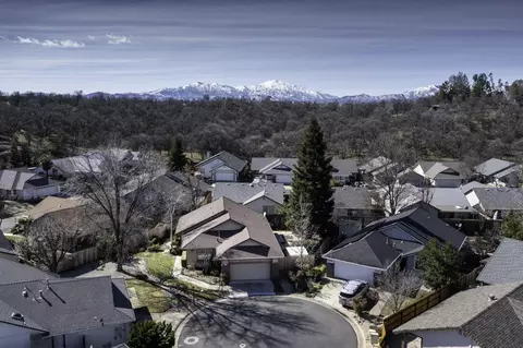 1313 Chaos Walk, Redding, CA 96003 photo 3