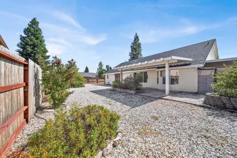 892 Paramount Way, Redding, CA 96003 photo 36