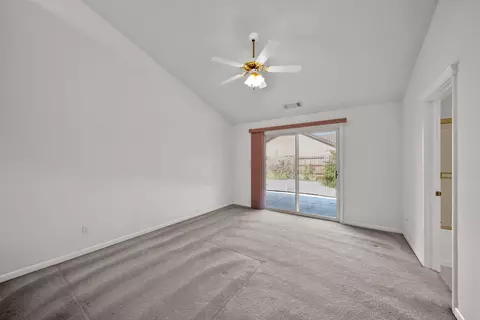 892 Paramount Way, Redding, CA 96003 photo 25